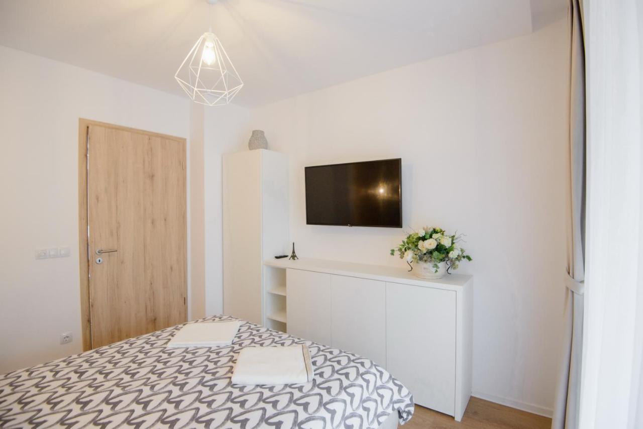 Penthouse Eliza - Coressi Braşov Esterno foto