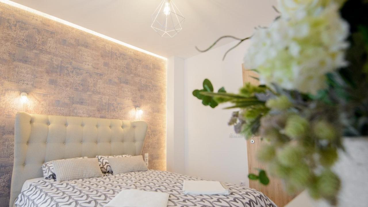 Penthouse Eliza - Coressi Braşov Esterno foto